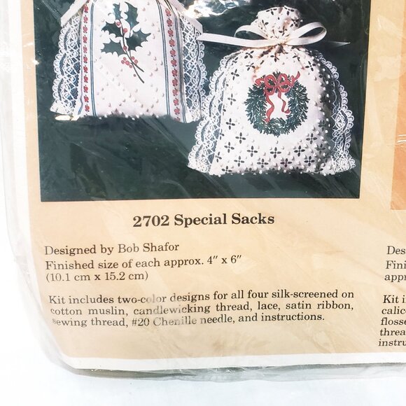 Christmas Potpourri Sachet Bags 1988 Creative Circle Kit #2702 Bells Wreath - Picture 3 of 6